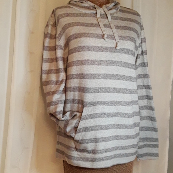 Merona Tops - Merona striped hoodie